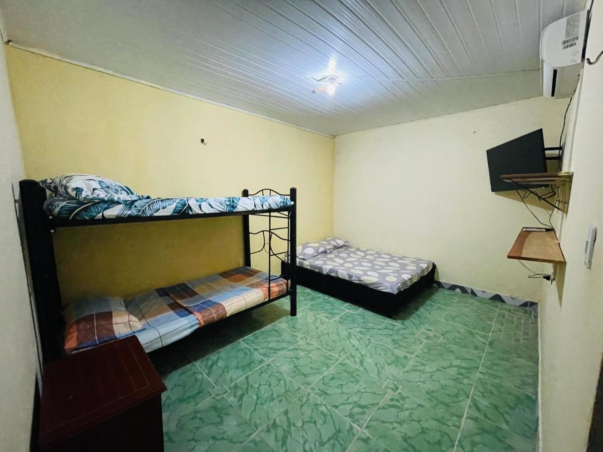 Apartamentos Cerca Al Aeropuerto Letícia Exterior foto