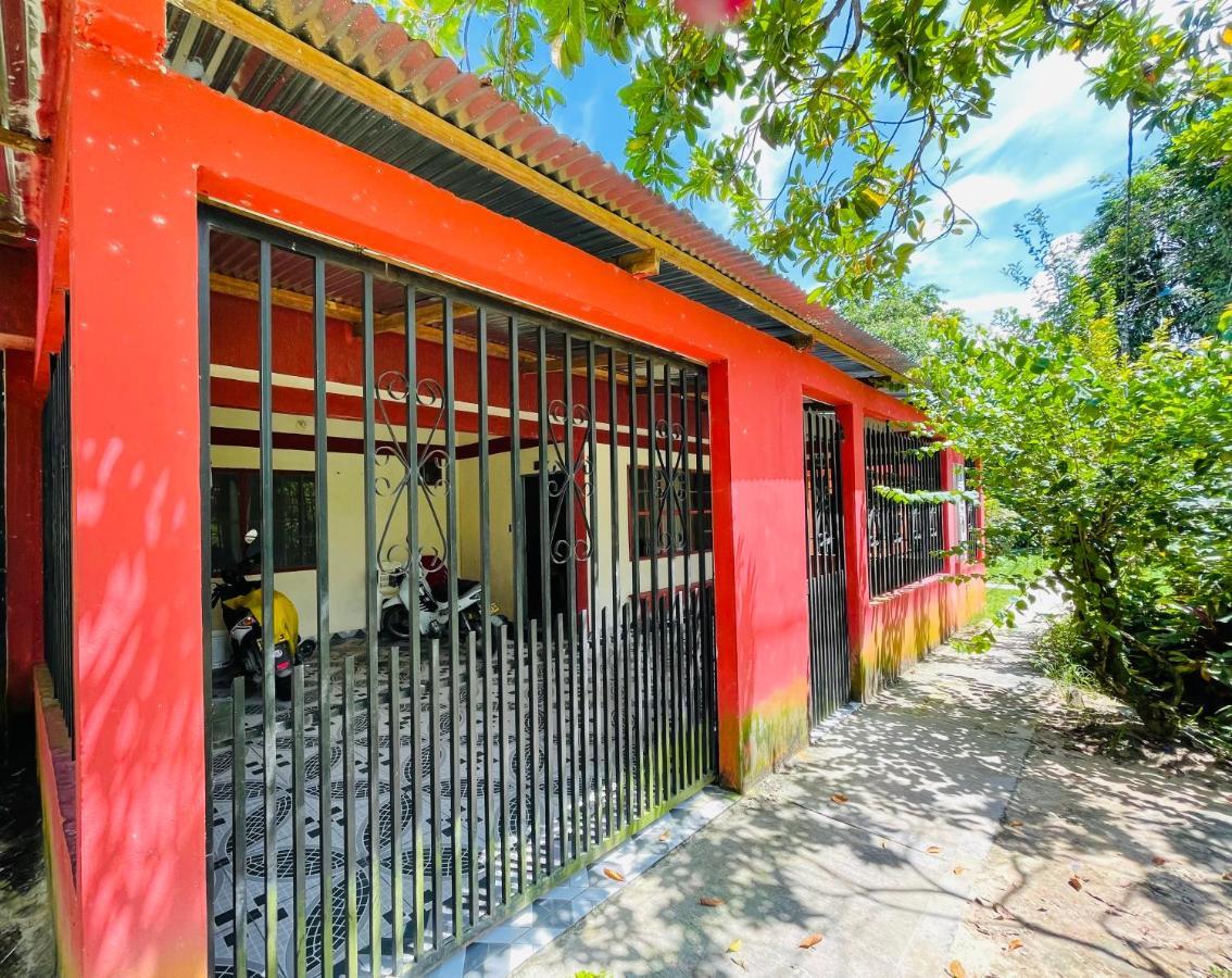 Apartamentos Cerca Al Aeropuerto Letícia Exterior foto